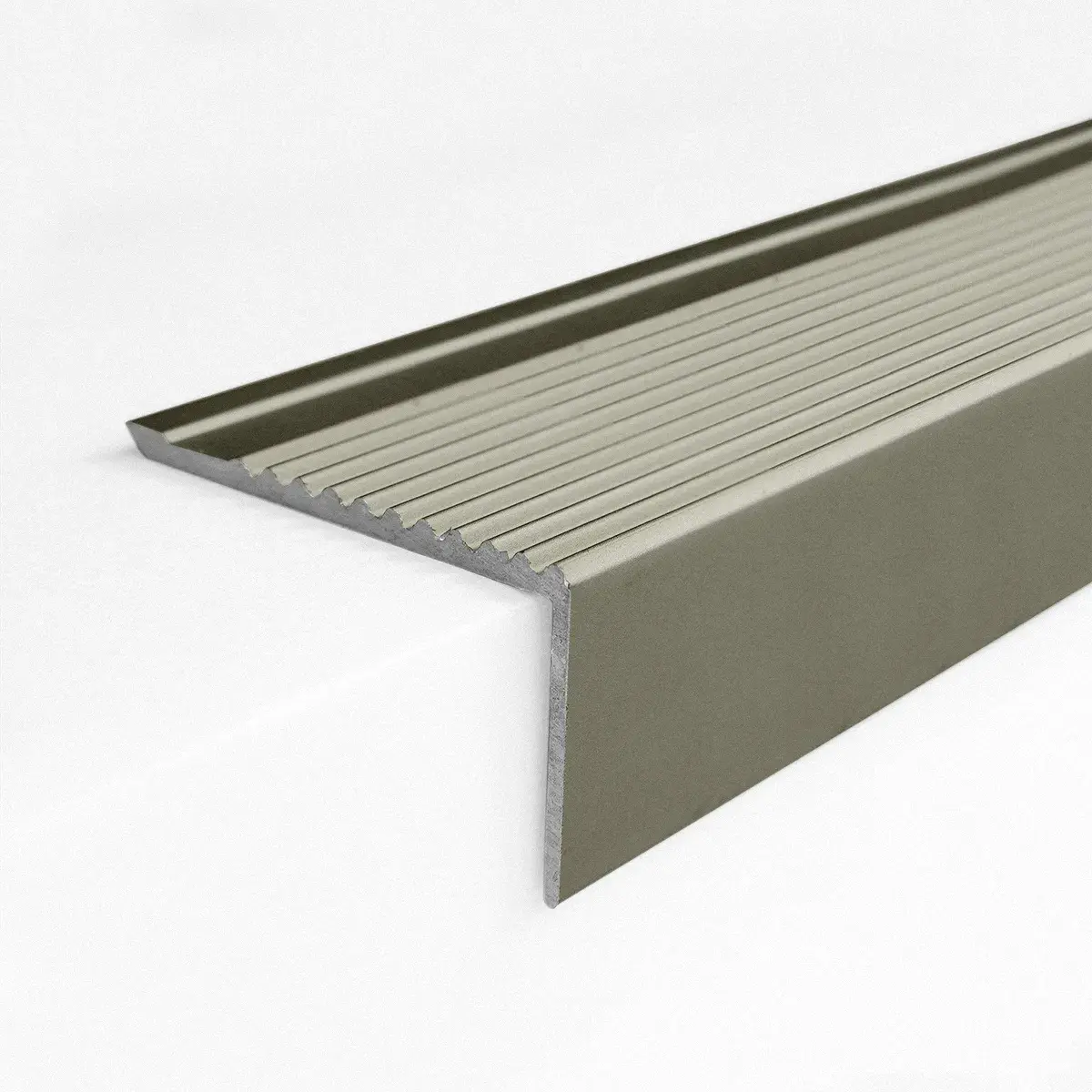 Borde Escalera Aluminio Bronce Mate de 240cmx4cm KANTU