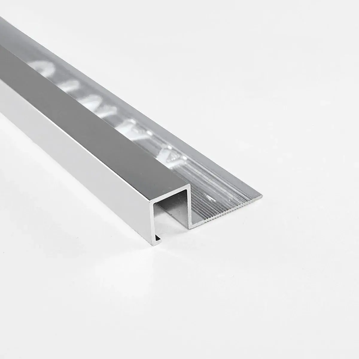 [DSBPADAMQE100BR] Aluminio 10mm Decor Borde Cuadrado Brillante KANTU